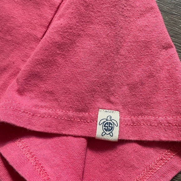 Simply Southern Seahorse “ I‎ Shore do Sparkle” Womans Graphic T Shirt Medium - Picture 4 of 5